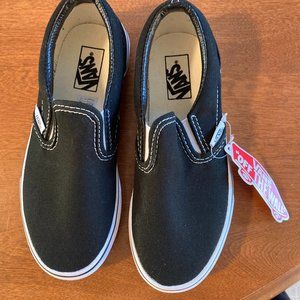 NWT Vans Classic Slip on, Kids Size 2.0, box included